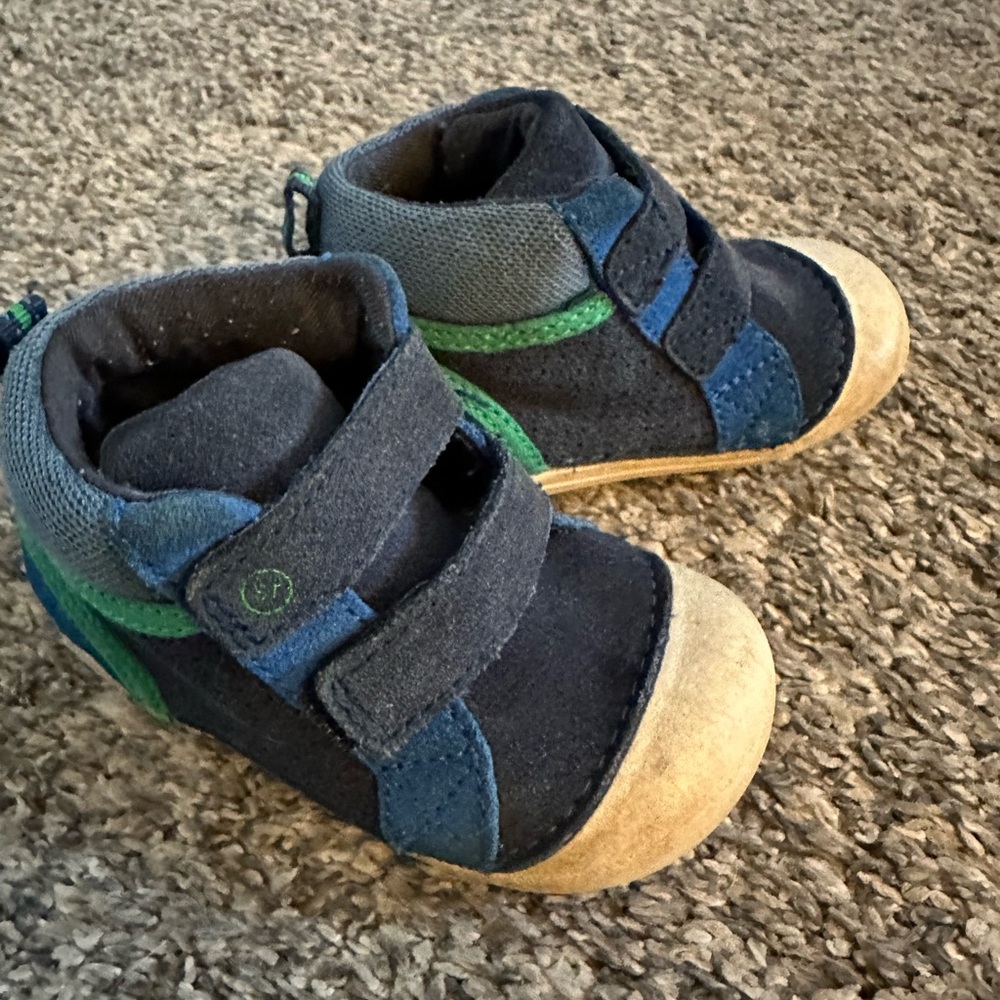 Stride Rite Hight Tops